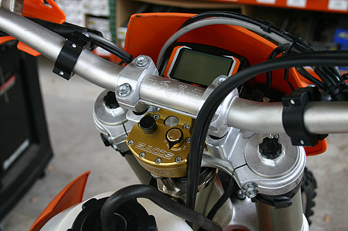 SUB Mount / Complete Stabilizer Kit Solid / when using stock triple clamps