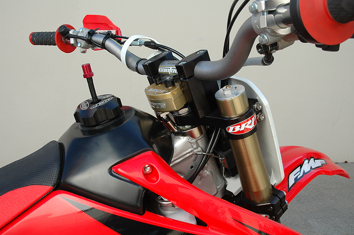 SUB Mount / Complete Stabilizer Kit / with Triple Clamp
